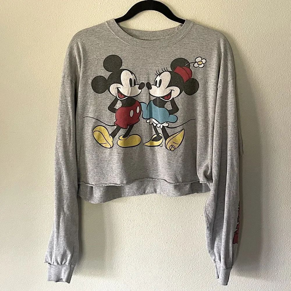 Disney “Mickey & Minnie” Distressed Long- Sleeve Cropped Sweatshirt. Size XL.